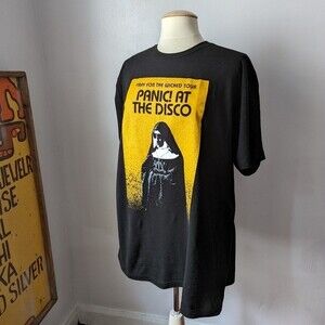 Panic! At The Disco Pray For The Wicked 2018 Tour Local Crew T-shirt Size XL